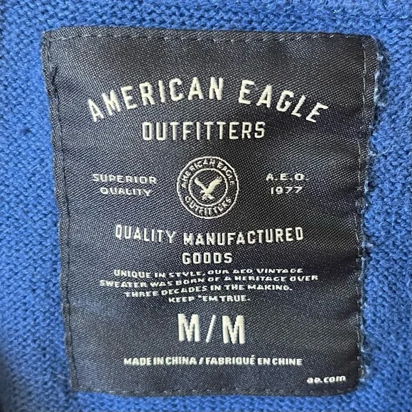 American Eagle Sweater - Picture 3 of 3